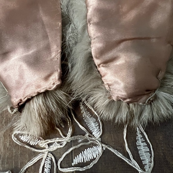 Vintage fox fur stole. - Picture 7 of 12